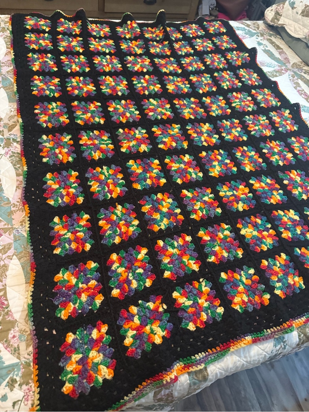 Vintage Handmade Multicolor Granny Square Throw Blanket in Black - Unbranded